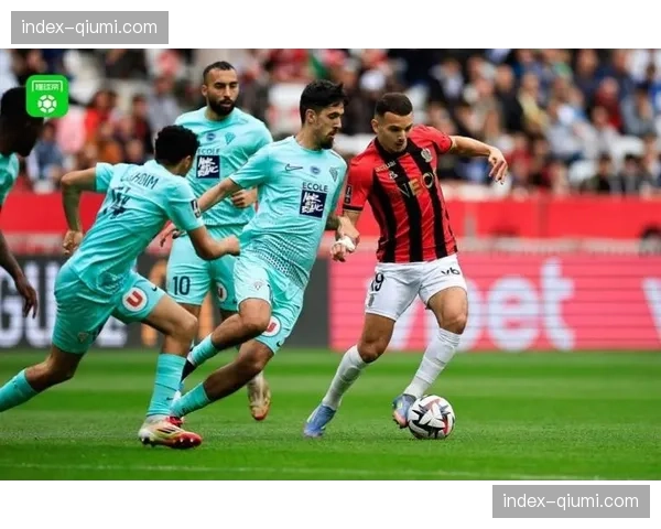 斯特拉斯堡2-1逆转击败蒙彼利埃，结束四轮不胜